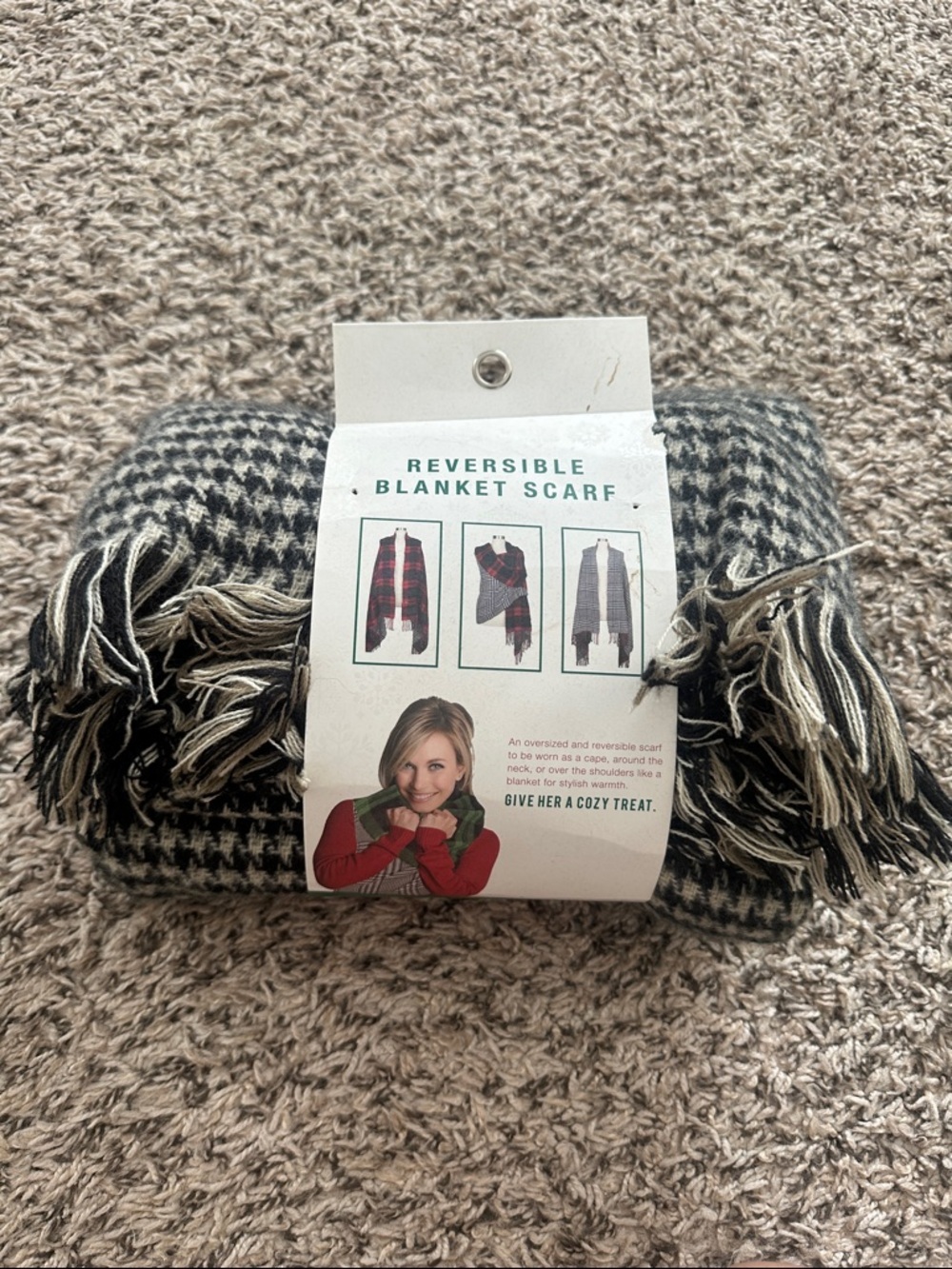 Reversible Blanket Scarf Kids Jacket Accessory - Black & Cream